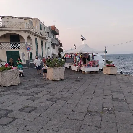 Il Regno Delle Due Sicilie - Casa Al Mare Con Il Terrazzo